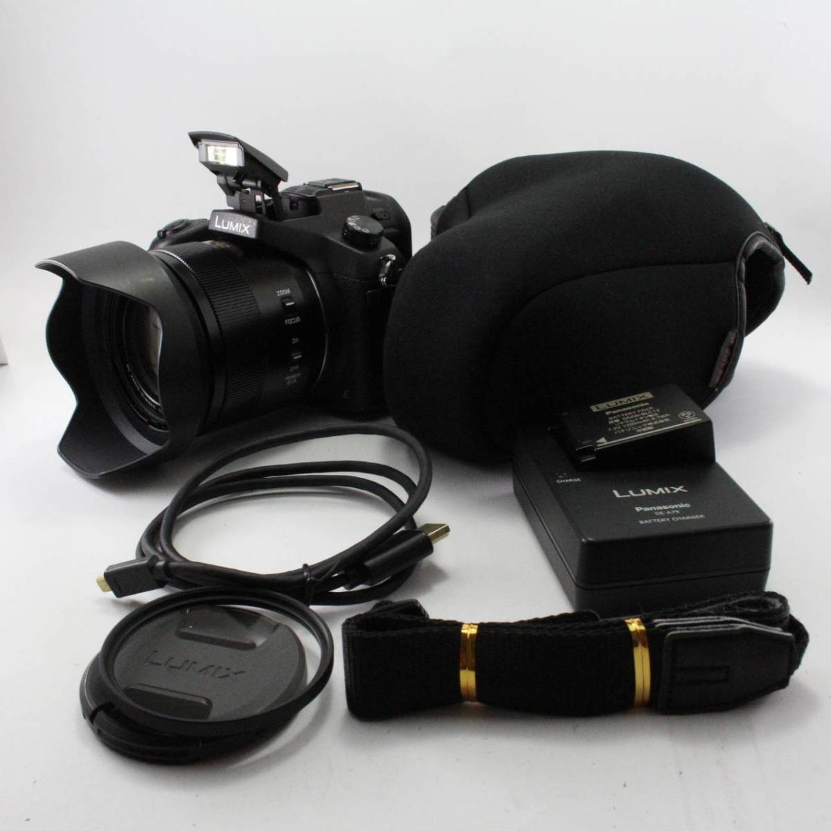 中古】パナソニック デジタルカメラ ルミックス FZ1000 2010万画素 