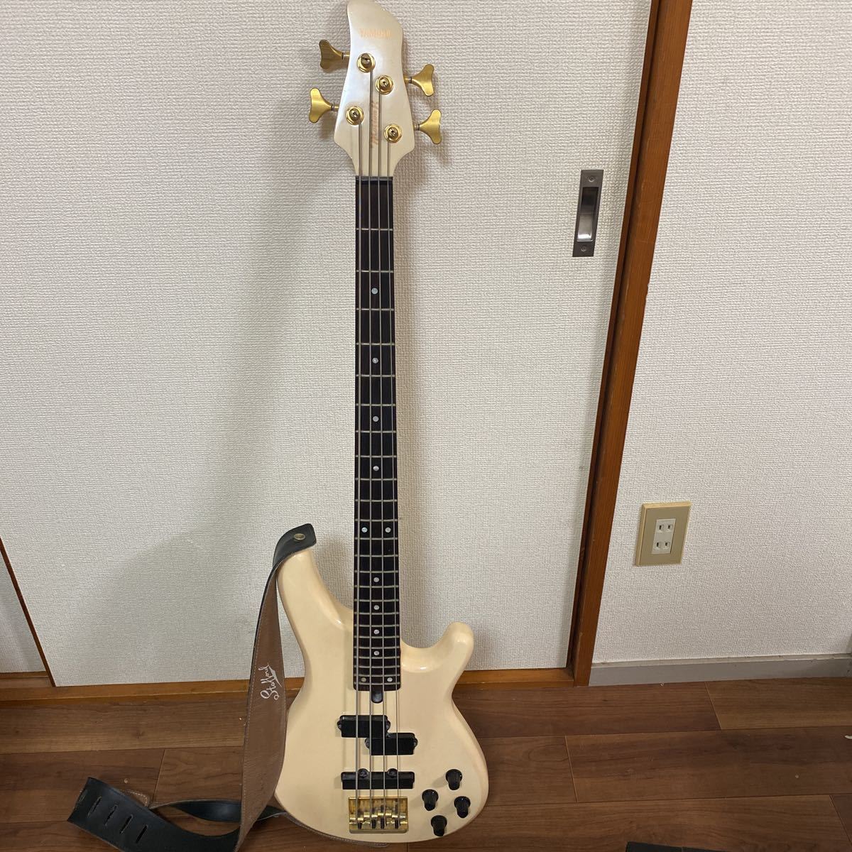 YAMAHA B MB-50 Motion ヤマハ 改造品 フレットレス仕様 Bass - Yahoo