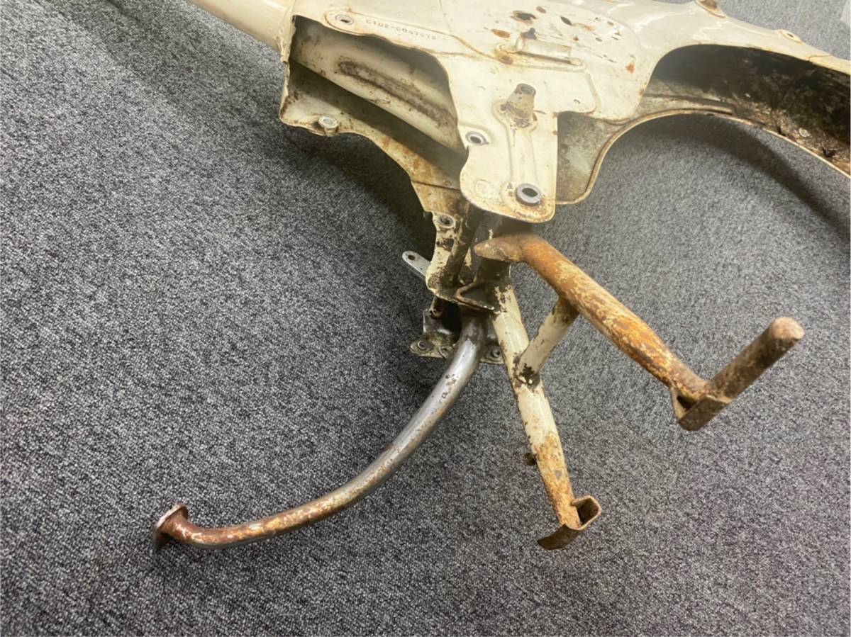 A5055 HONDA C100 C102 C105 カブ　スーパーカブ　純正品当時物　メインフレーム　オリジナル塗装　白　書類付き
