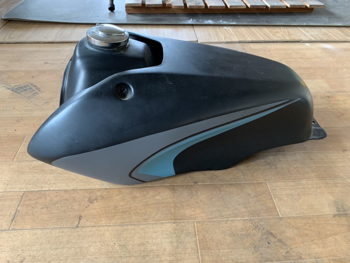 xr100 モタードタンクカバー xr 100 モタード タンク タンクカバー シートベース （検 エイプ APE