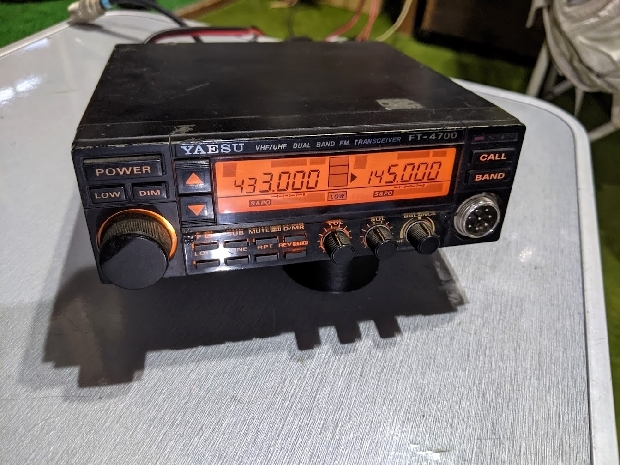 YAESU FT-4700 デュアルバンド FM トランシーバー 難あり YAESU FT YAESU FT-4700 デュアルバンド FM トランシーバー 難あり YAESU FT