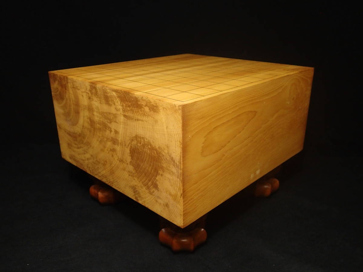 【本榧　5寸将棋盤　天地柾　追加画像】 本榧足付将棋盤 5寸8分（天柾） sa50067 | 前川榧碁盤店