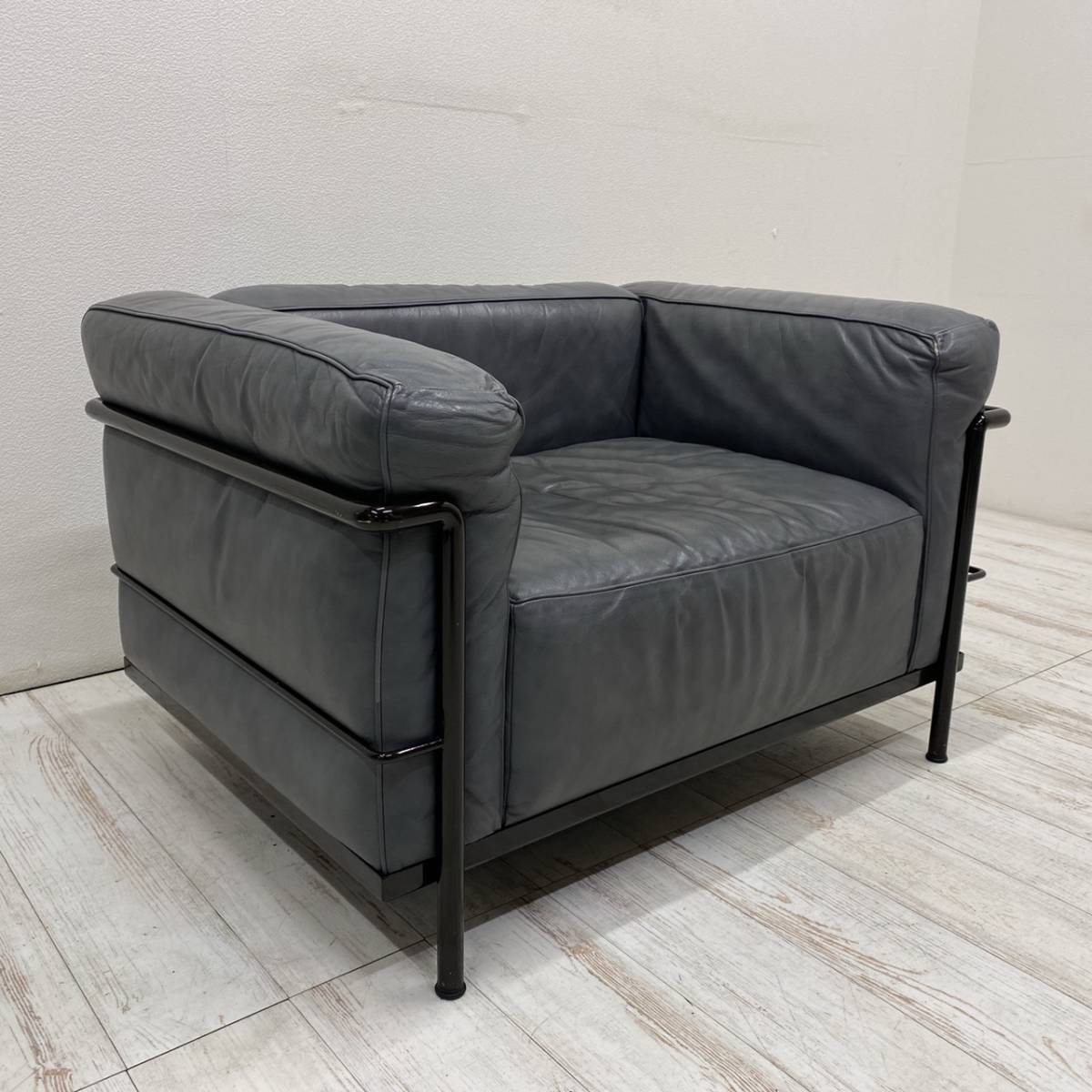 送料無料□Cassina ixc.（カッシーナ・イクスシー）LC3 1人掛けソファ