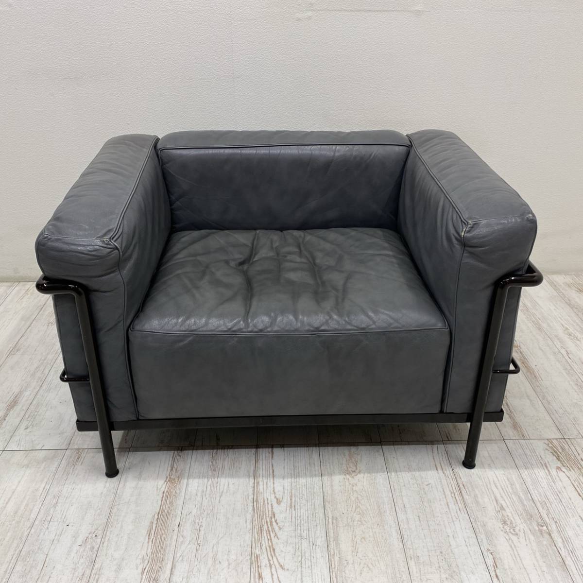 送料無料□Cassina ixc.（カッシーナ・イクスシー）LC3 1人掛けソファ