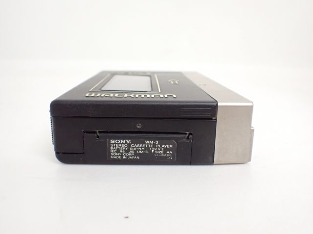 SONY メタルテープ対応ポータブルカセットプレーヤー ウォークマン WM