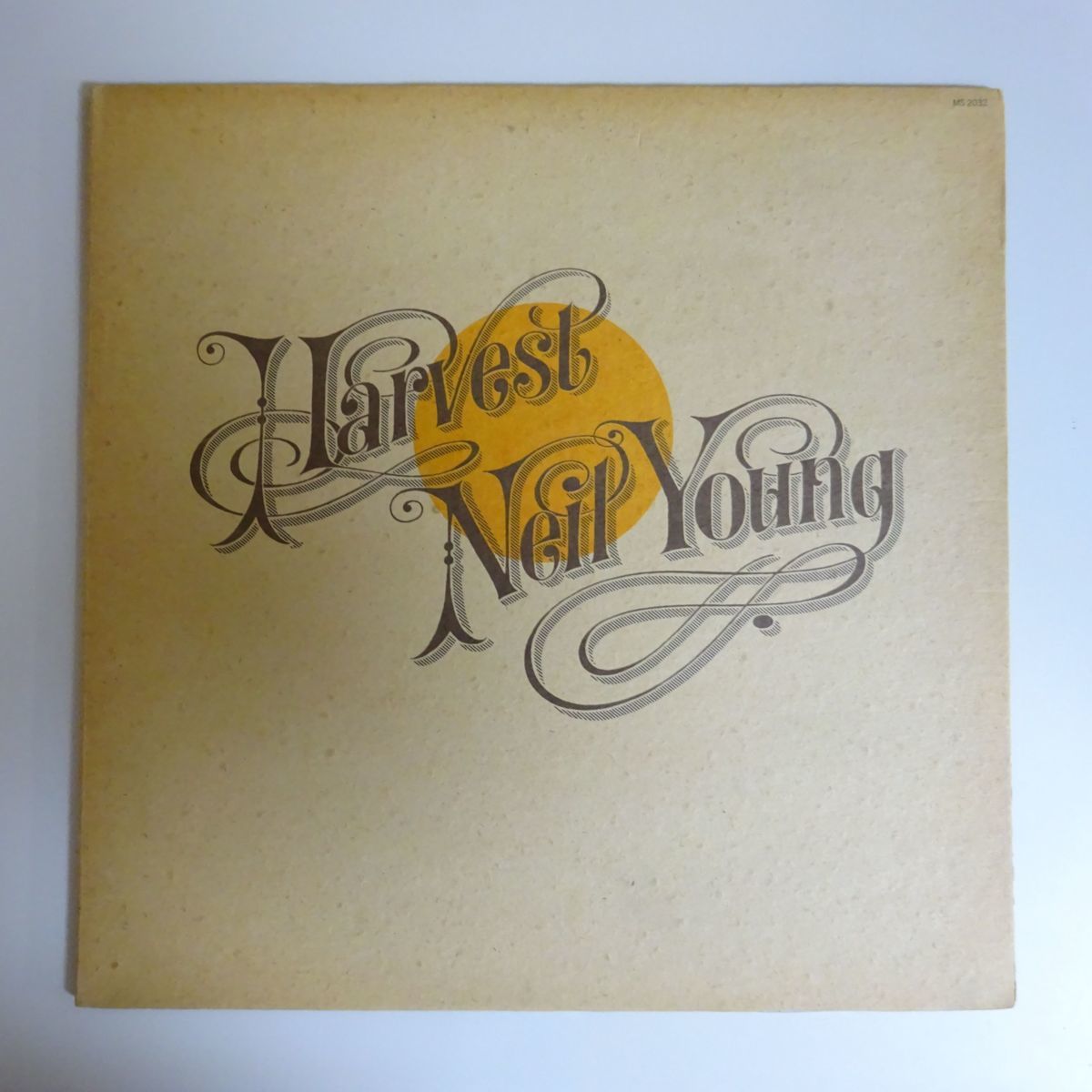 Usオリジ 初回ザラ紙jkt Neil Young Harvest Neil Young 売買されたオークション情報 Yahooの商品情報をアーカイブ公開 オークファン Aucfan Com