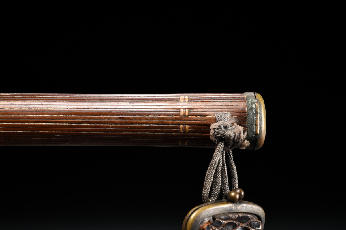 新作入荷，品質保証 ◇鶴鳴堂◇時代物 竹製煙管筒・花卉紋煙管