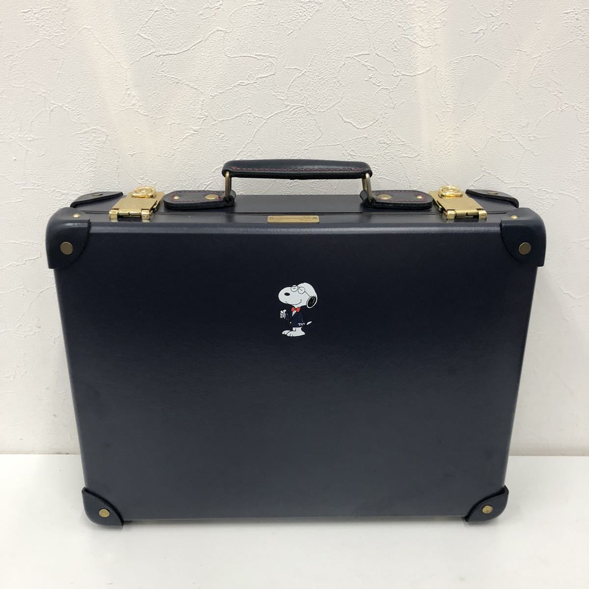 GLOBE TROTTER グローブトロッター アタッシュケース スヌーピー 紺 