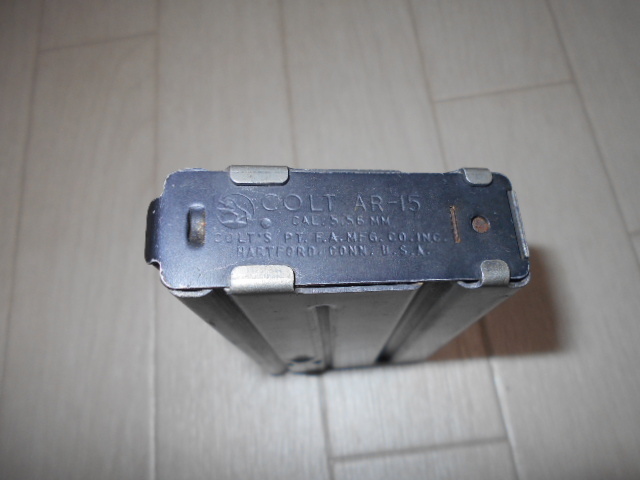 米軍実物 1968年製造 M16（AR-15）Colt製 30連マガジン 米軍放出品 M-16 20連マガジン (COLT AR-15) (3) 【公式通販】