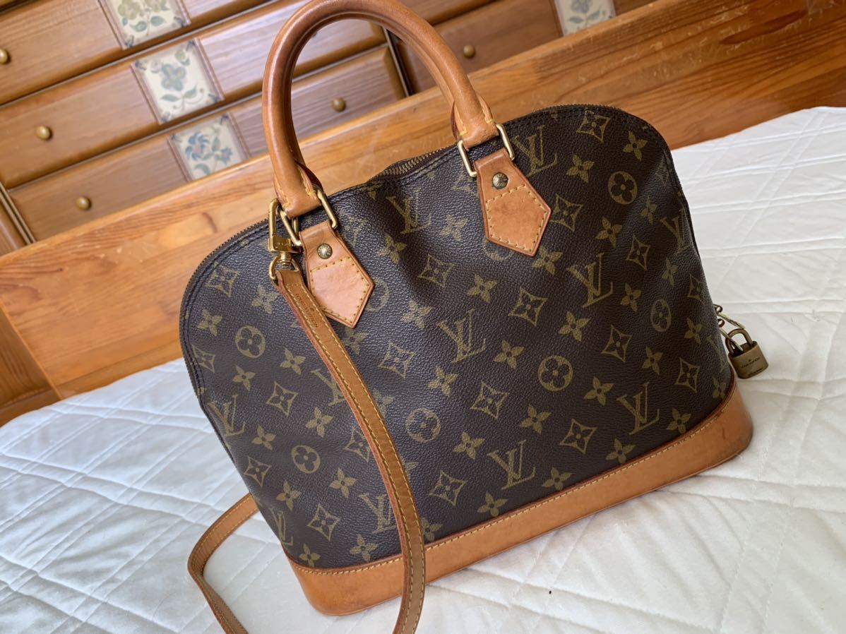 ルイヴィトン LOUIS VUITTON モノグラム アルマ ショルダー 