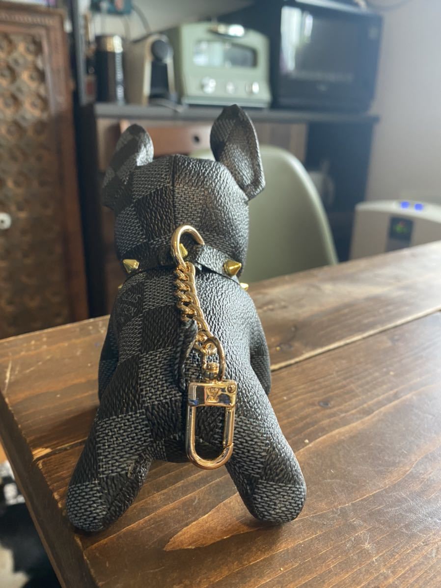 ルイヴィトンフレンチブルドッグチャームキーホルダー犬 フレンチ