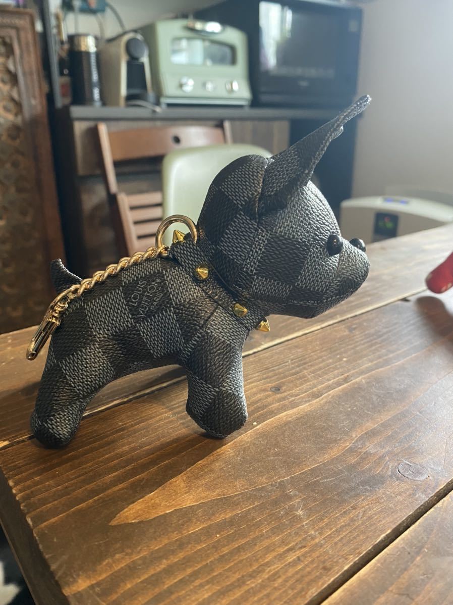 ルイヴィトンフレンチブルドッグチャームキーホルダー犬 フレンチ