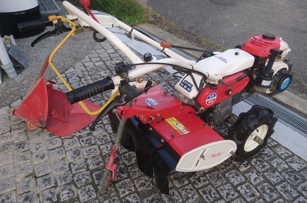 【兵庫引取り希望】ヤンマー管理機 スーパーポチSP70 ガソリン 6.2馬力 iスタート 一軸正逆　始動良好 すぐ使えます_3