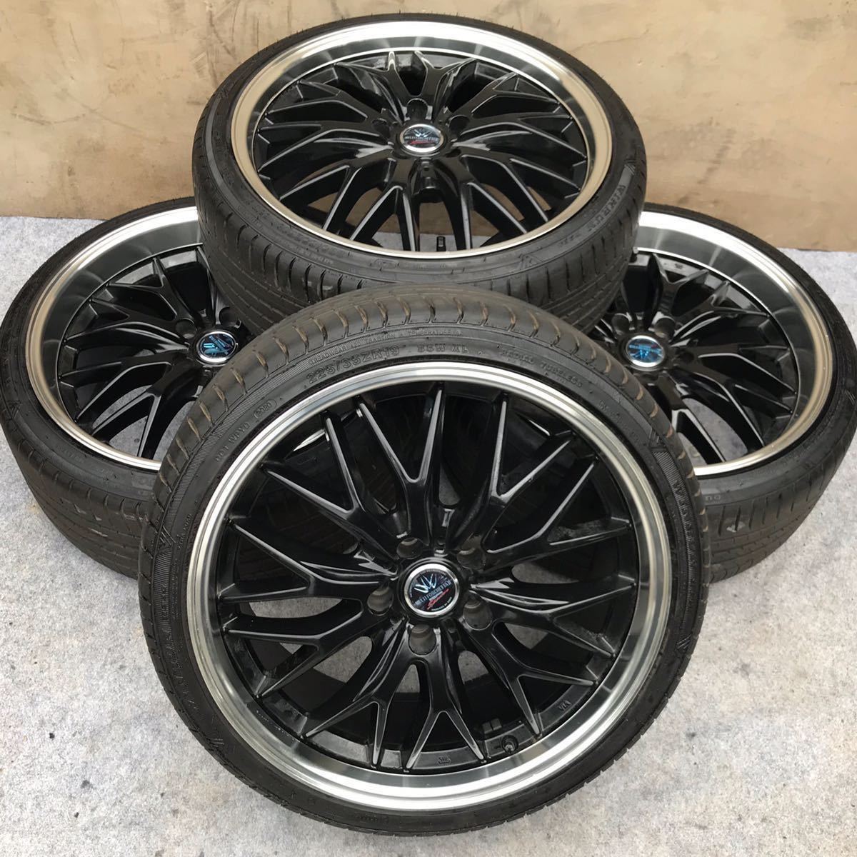 Muliforchetta社外アルミホイール19インチ4本セット19 8j 38 19 9j 40 Pcd 114 3 5穴 225 35zr19 235 35zr19 年ラジアルタイヤ付き ラジアルタイヤ 売買されたオークション情報 Yahooの商品情報をアーカイブ公開 オークファン Aucfan Com