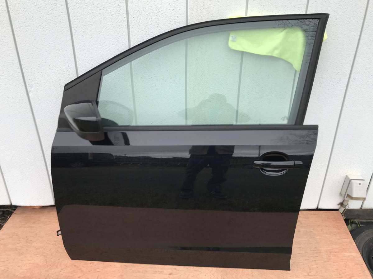 フォルクスワーゲン VW アップ! UP 純正 左フロントドア 黒 【公式通販】