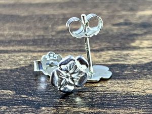 ゴローズ ピアスのヤフオク の相場 価格を見る ヤフオク のゴローズ ピアスのオークション売買情報は7件が掲載されています