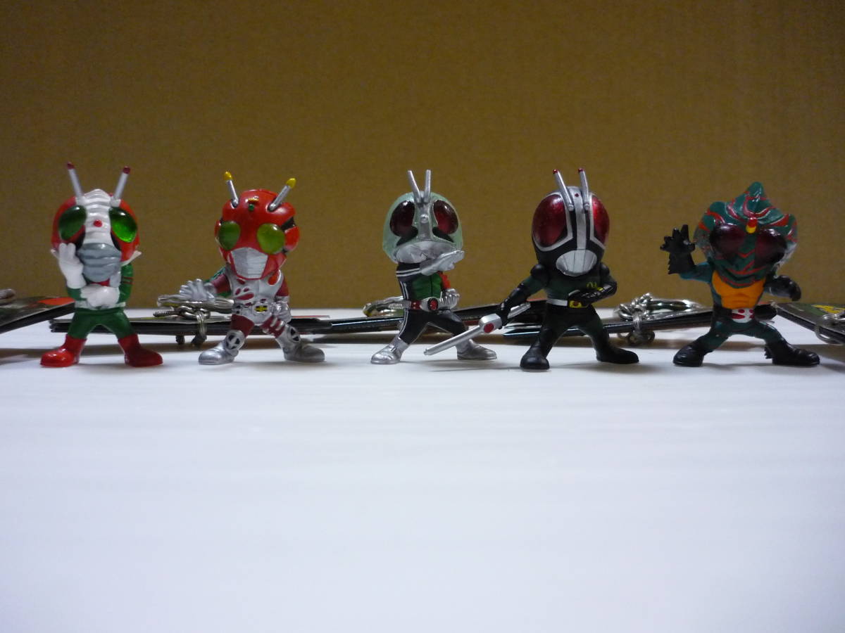 S.H.Figuarts (真骨彫製法) 仮面ライダーカイザ 仮面ライダービルド S.H.Figuarts ブラッドスターク フィギュア 魂