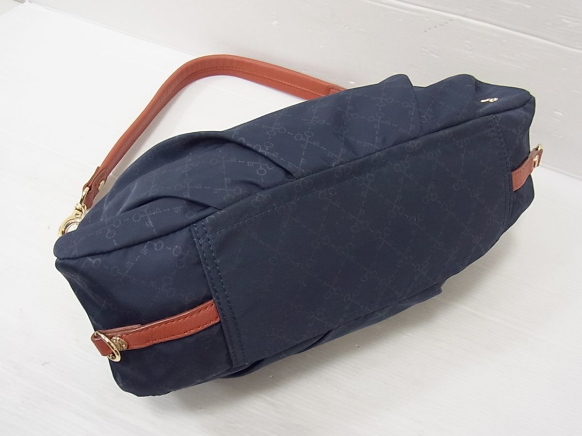 サザビー ショルダーバッグ 肩掛け 斜め掛け リュック 3way 鞄 レディース ワンショルダーバッグ Sazaby 総柄 レザー使い 1円 かばん バッグ 売買されたオークション情報 Yahooの商品情報をアーカイブ公開 オークファン Aucfan Com