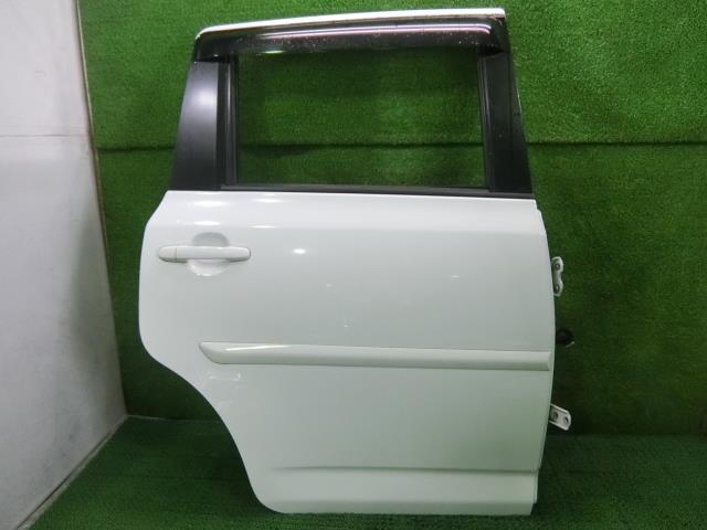 低価，豊富な トヨタ ラクティス NCP100 右リア 右後 ドア パネル 068 白 ホワイト 67003-52330(サイド)｜売買されたオークション情報、yahooの商品情報をアーカイブ公開 - オークファン トヨタ用