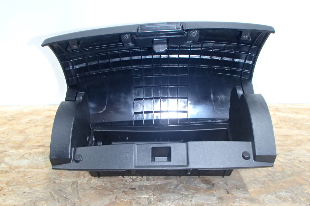 ⁄ マーチ グローブボックス 日産 上側 K13 12X 純正 68560-1HJ1A