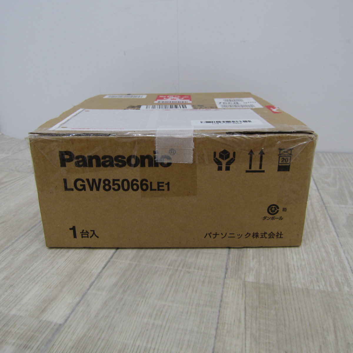 LEDシーリングライト | パルック LED照明器具 シンプルシリーズ コネクトオンライン S10219【未使用】パナソニック LEDシーリングライト 浴室灯 防湿 防雨型 壁面設置可 昼白色 LGW85066LE1