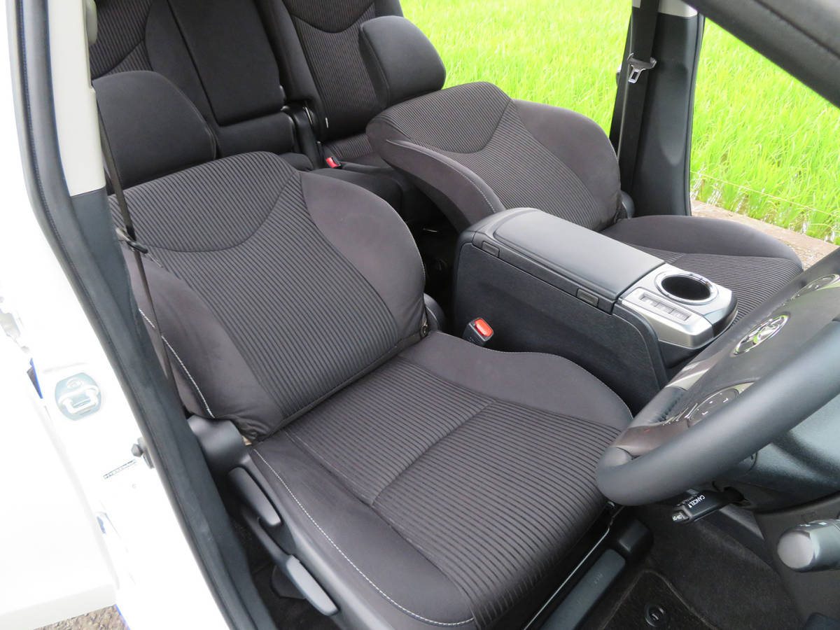 1万キロ台!!◆プリウスα　Sツーリングセレクション◆HV◆高年式◆純正ナビ/TV◆車検2年付♪_8