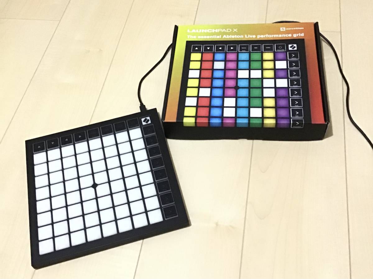 【美品】NOVATION Launchpad X MIDIパッド　箱付き