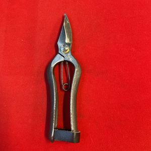 値下げしました！新品！未使用！秀兼作 剪定鋏 花、盆栽などに 剪定鋏のYahoo!オークション(旧ヤフオク!)の相場・価格を見る｜Yahoo