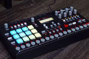ジャンク ELEKTRON MACHINEDRUM 色っぽかっ SPS-1 MK II
