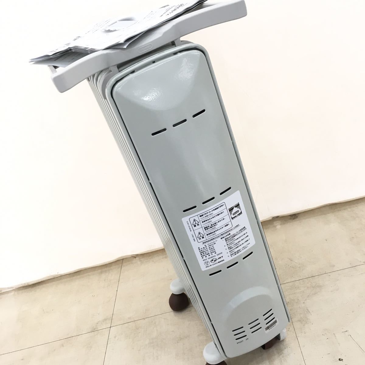 デロンギ オイルヒーター | DeLonghi 美品 JR0812-BR』トップハンガー
