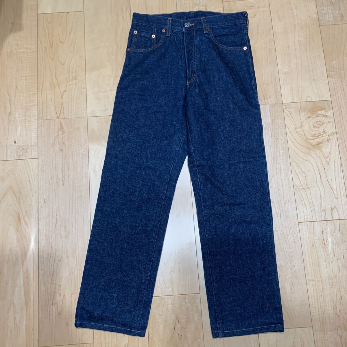 送料無料 美品 良品 LEVI