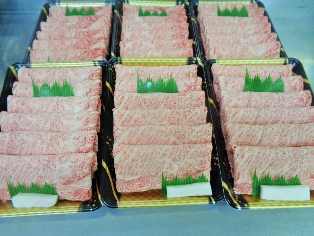 【数量限定，高品質】 青森産Ａ５牝 特選肩ロースすき焼き ３ｋｇ 53(ロース)｜売買されたオークション情報、yahooの商品情報をアーカイブ公開 - オークファン ロース