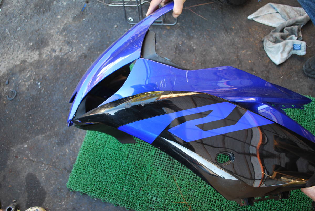 yzf-r25 r1カウル YZF-R25 R1-type 黒 仕様