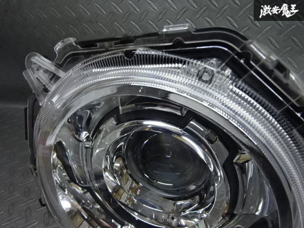 スズキ 純正 JB64W ジムニー LED ヘッドライト ヘッドランプ 右側 右 運転席側 KOITO 100-5938G 点灯OK レンズ割れ無し 訳有品 即納 棚21-4 JB64W ジムニー 純正 ★美品★ レンズ プロジェクター