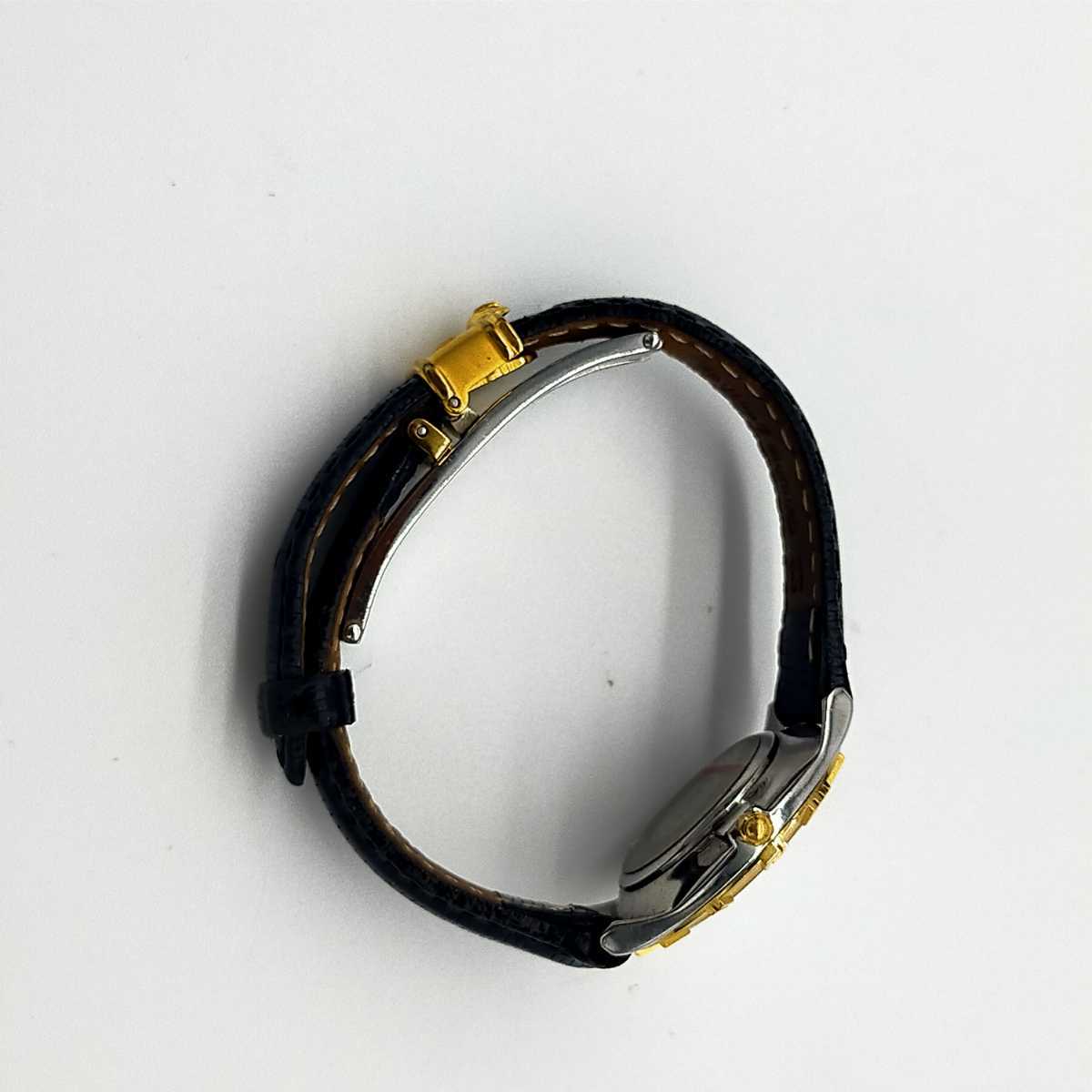 FENDI クォーツ 動作品 フェンディ美品 ズッカ柄 FFロゴ 2000L