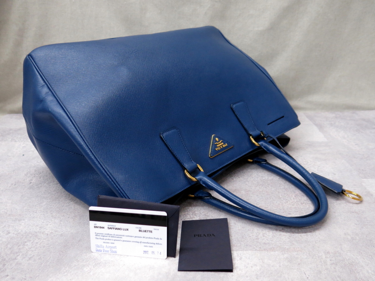 ○超美品○PRADA プラダ○現行品○BN1844○ガレリア○サフィアーノ  
