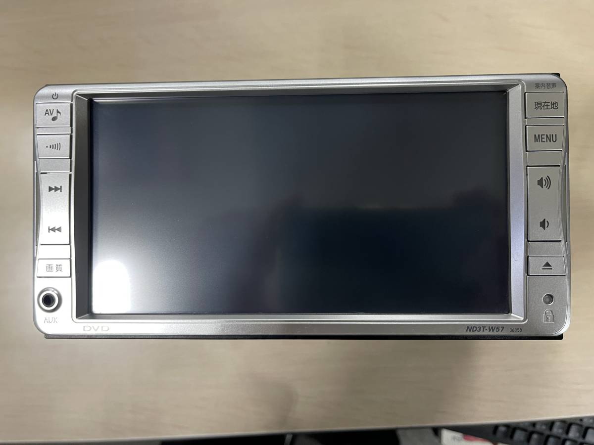 トヨタ純正ナビ　ND3T-W57　正常動作品　美品