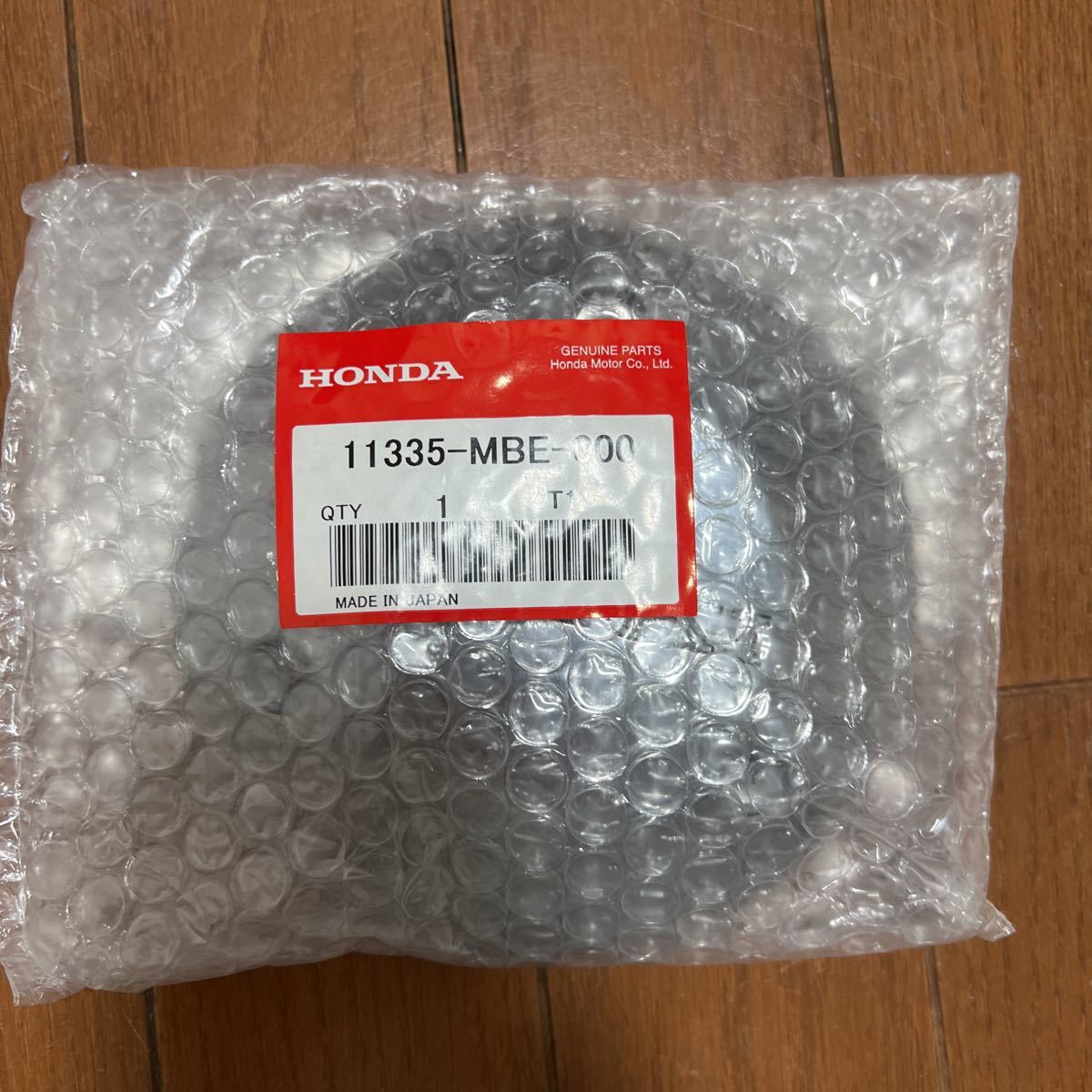 新品未開封 ホンダ 純正部品 NC36 CB400Four 右エンジンカバー(ホンダ 
