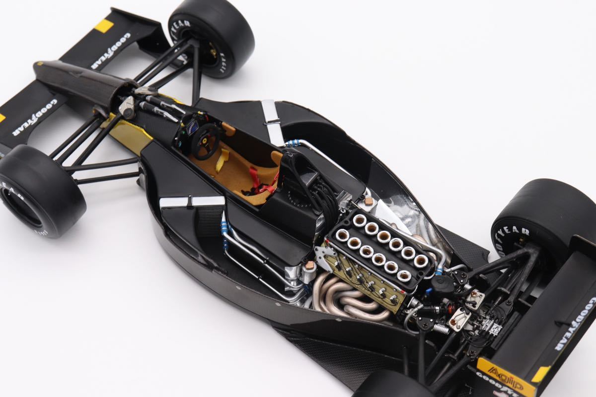 フェラーリ エグゾト 1/18 テストカー アランプロスト 1⁄18 エグゾト