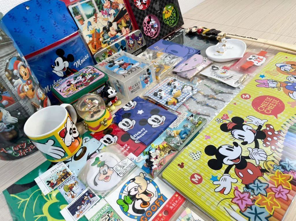 大量 ディズニー グッツ まとめて 50色 色鉛筆 コップ 置き物 マウスパッド 切手 ストラップ ハンカチ 缶 ミッキー ミニー グーフィー ディズニー 売買されたオークション情報 Yahooの商品情報をアーカイブ公開 オークファン Aucfan Com