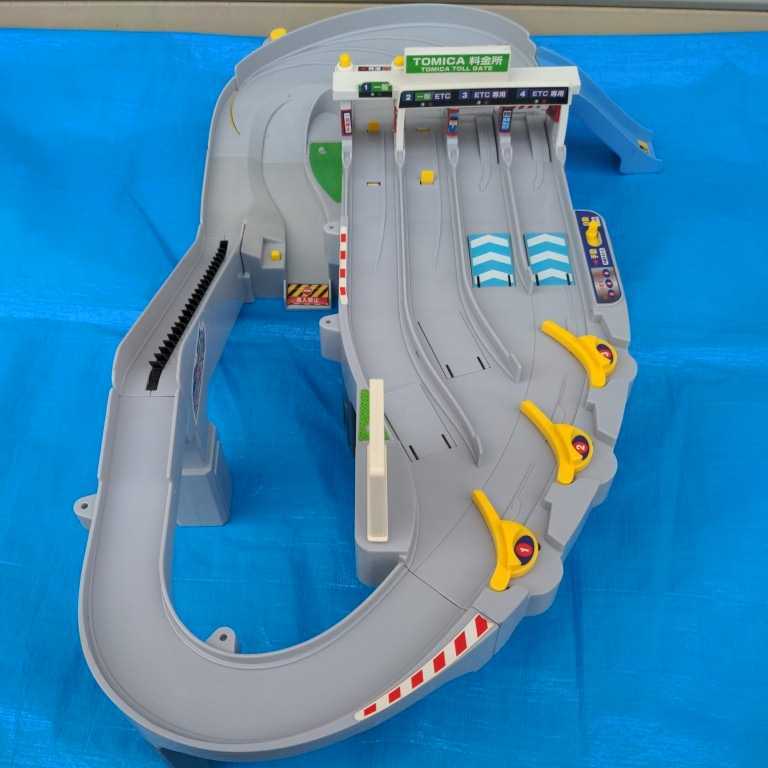 トミカ すいすいetcドライブ 品 トミカタウン トミカワールド 売買されたオークション情報 Yahooの商品情報をアーカイブ公開 オークファン Aucfan Com
