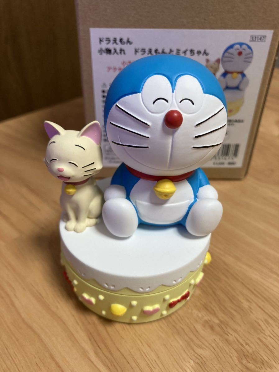 ドラえもん 小物入れ ドラえもんとミイちゃん 未来デパート限定商品 フィギュア Vcd Udf メディコムトイ 藤子 F 不二雄 ジャイアン その他 売買されたオークション情報 Yahooの商品情報をアーカイブ公開 オークファン Aucfan Com