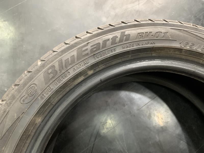 ４本　ヨコハマ ブルーアース RV02　１６５／５５Ｒ１５ 75V　2016年4916/2017年0317.3　165/55　165-55 165&frasl;55R15 75V ヨコハマ ＲＶ－０２ＣＫ 165&frasl;55r15 ブルーアースの通販