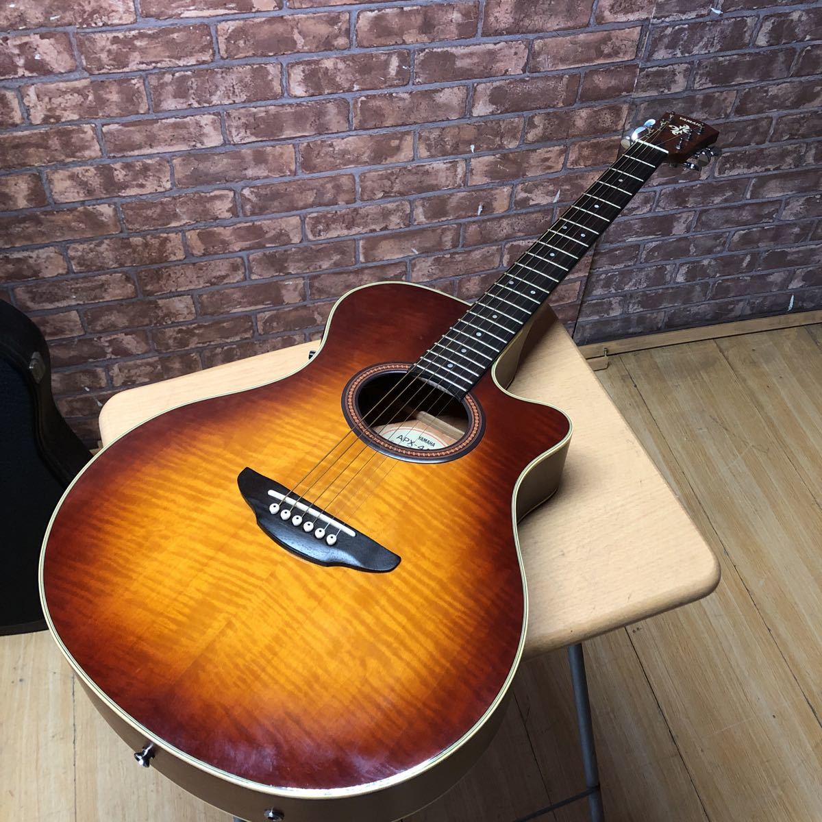 YAMAHA エレアコ APX-4A ヤマハ ハードケース付 アコースティック 7538 