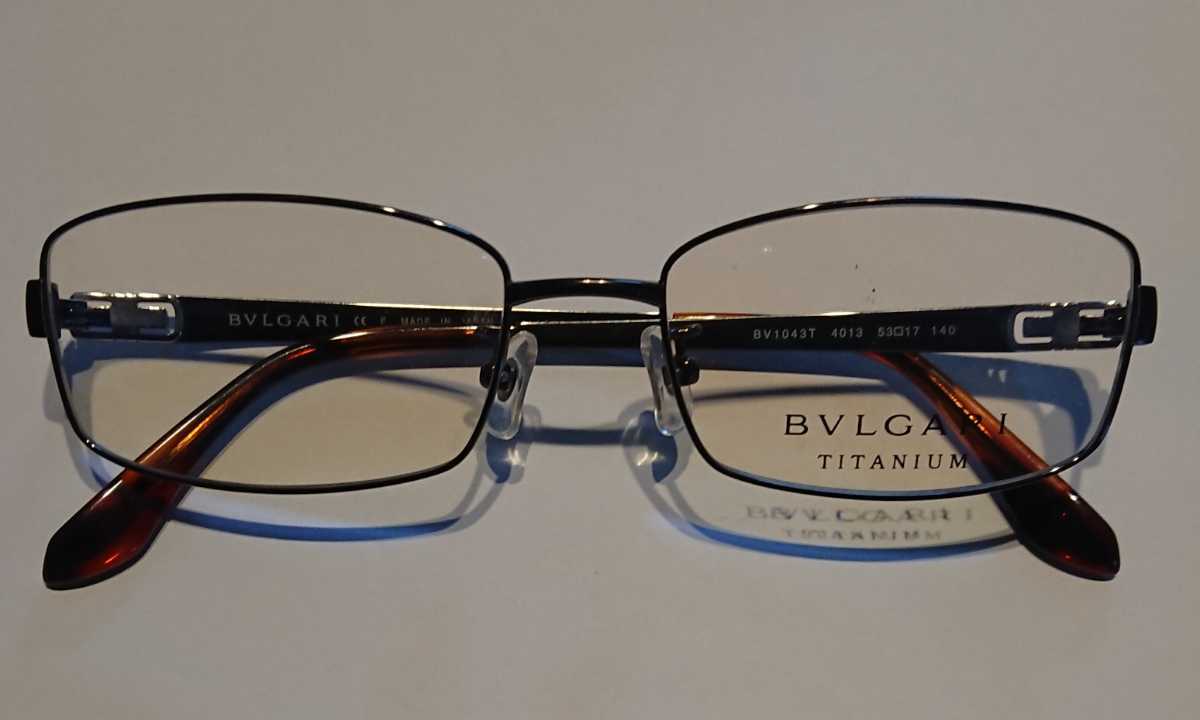 BVLGARI 括 チタン メガネ ケース付き 