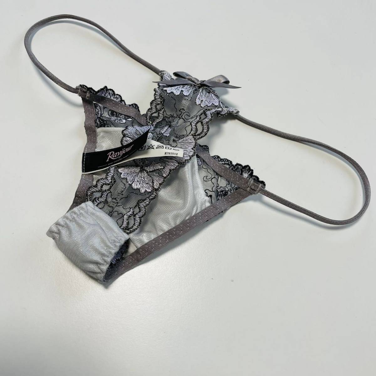 Ravijour ラヴィジュール Tバック グレー サイズフリー Tバック 売買されたオークション情報 Yahooの商品情報をアーカイブ公開 オークファン Aucfan Com