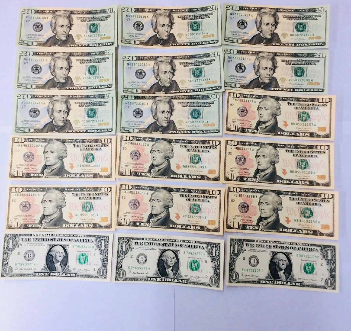 外国銭 K アメリカ 米国 紙幣 ドル 8枚 10ドル 7枚 1ドル 3枚 合計233ドル Mz1228 北アメリカ 売買されたオークション情報 Yahooの商品情報をアーカイブ公開 オークファン Aucfan Com