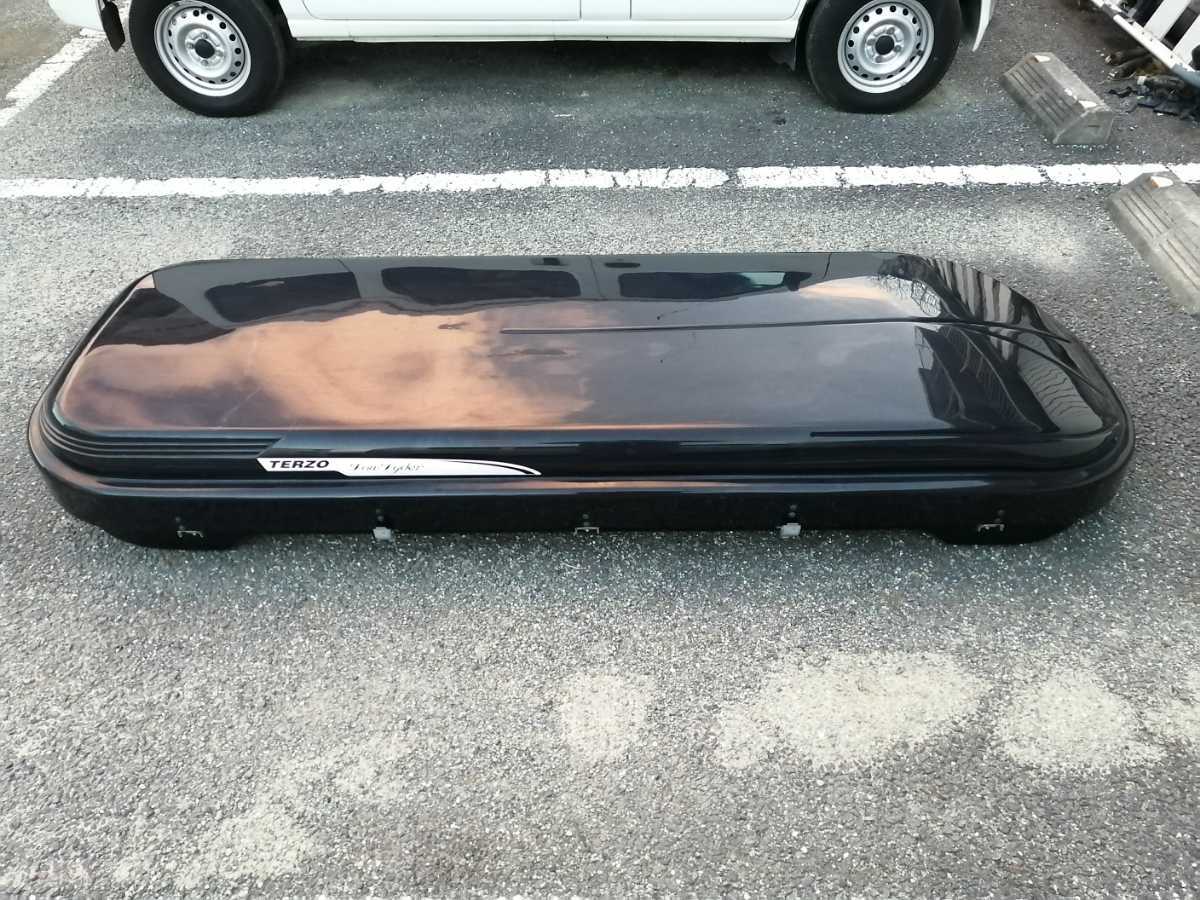 ルーフボックス TERZO テルゾー ローライダー 225×75位の大きさ 