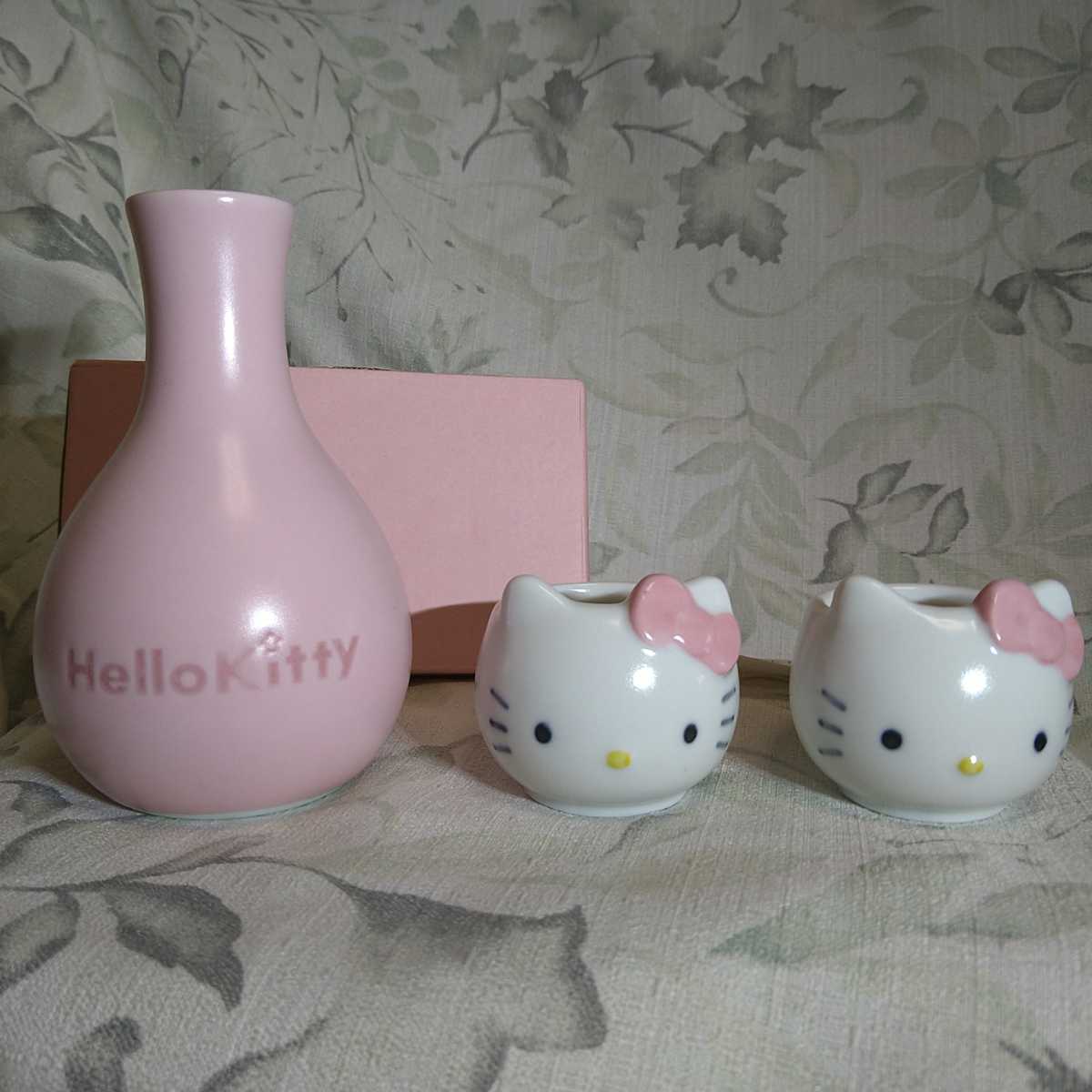 ハローキティ 徳利とおちょこセット ハローキティ 徳利 お猪口