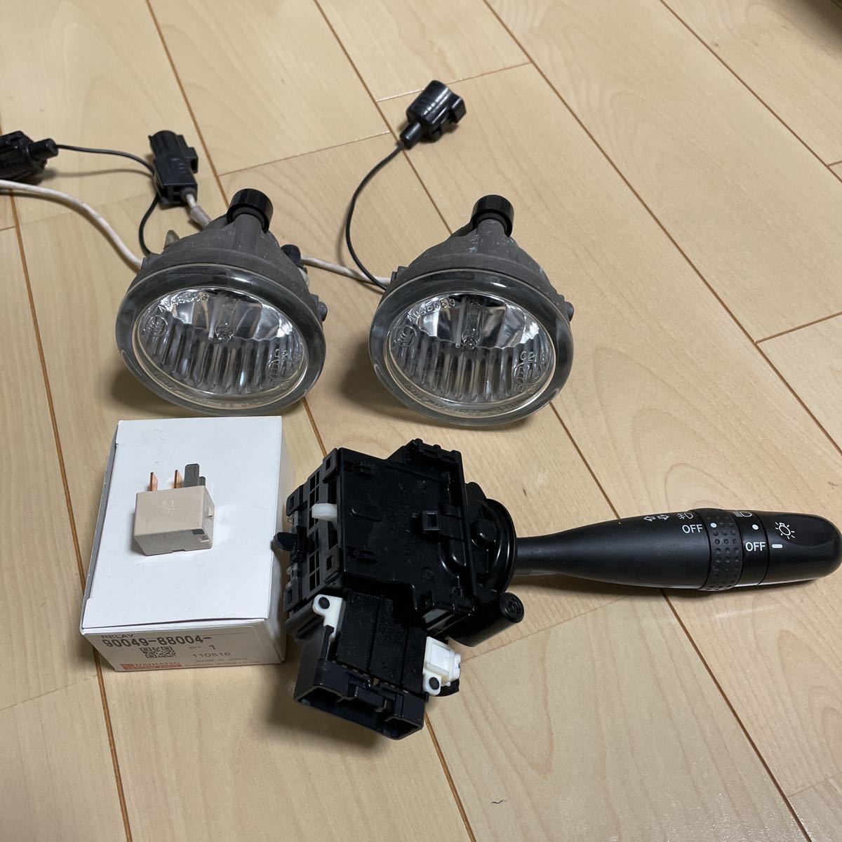  ダイハツ純正 フォグランプ ソニカなど(ダイハツ用)｜売買されたオークション情報、yahooの商品情報をアーカイブ公開 - オークファン 純正品